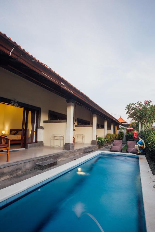 Ayu Guest House 2 Canggu Exterior foto